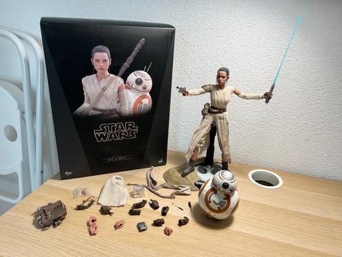 Hot toys / Sideshow - Rey Force awakens 1/6 scale, Verzamelen, Star Wars, Zo goed als nieuw, Beeldje of Buste, Ophalen of Verzenden