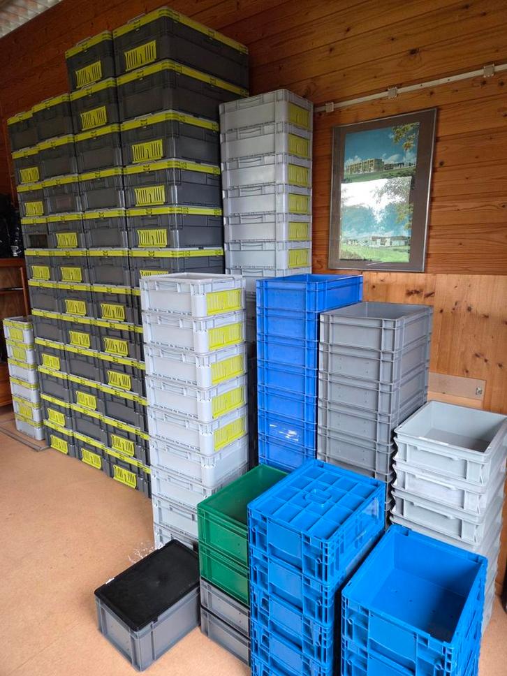 Euronorm kunststof bakken / kratten. Verhuisdozen. Opslag., Doe-het-zelf en Verbouw, Kratten en Dozen, Zo goed als nieuw, Bak of Kist