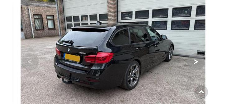 320i Touring AUT High Executive Pano Cam Dealer oh, Auto's, BMW, Bedrijf, 3-Serie, ABS, Achteruitrijcamera, Adaptieve lichten