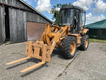 1996 Venieri Case 321B Shovel beschikbaar voor biedingen