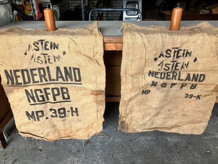 JUTE Zakken. Antiek, ca. 85 jaren oud, Hobby en Vrije tijd, Stoffen en Lappen, Gebruikt, Overige materialen, 30 tot 120 cm, 30 tot 200 cm