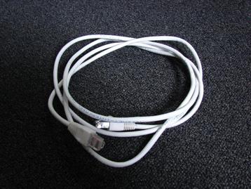 Ethernet kabel 2m beschikbaar voor biedingen