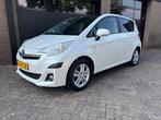 Toyota Verso-S 1.3 VVT-i Dynamic Automaat,Panoramadak,Trekha, Euro 5, Stof, Gebruikt, Zwart