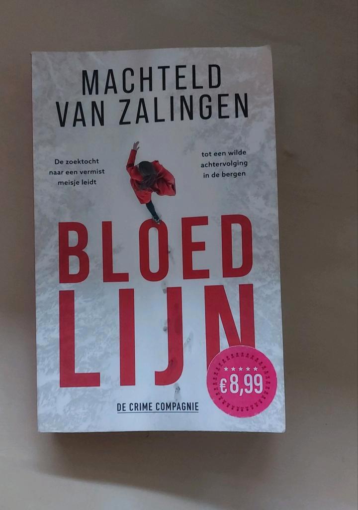 Bloedlijn - Machteld van Zalingen, Boeken, Detectives, Zo goed als nieuw, Ophalen of Verzenden