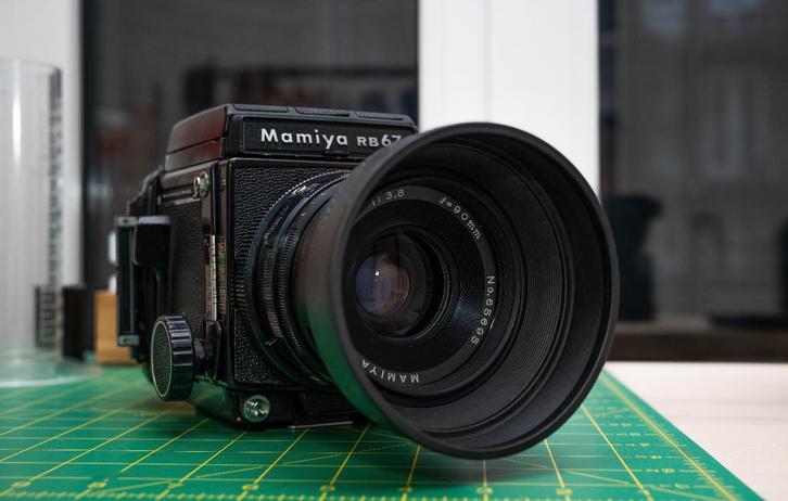 Mamiya RB67 Pro S + 90mm f/3.8 + 250mm f/4.5 + 120 Back, Audio, Tv en Foto, Fotocamera's Analoog, Zo goed als nieuw, Spiegelreflex