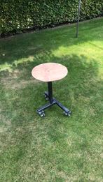 Werkplaats kruk, Tuin en Terras, Tuintafels, Ophalen, Zo goed als nieuw, Rond, Metaal