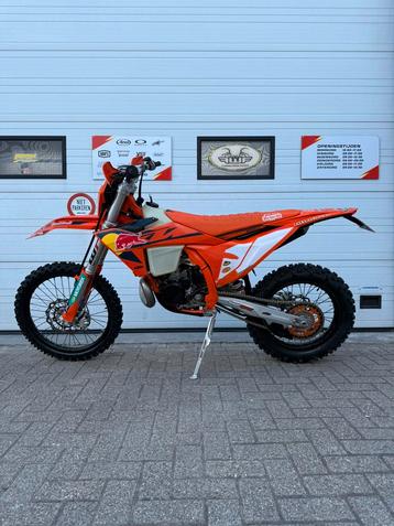 KTM exc 300 2025 Champion Edition beschikbaar voor biedingen