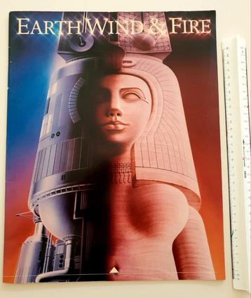 Earth Wind & Fire tour boek uit 1982. 11 pagina's.  beschikbaar voor biedingen