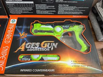 2x Laser Gun Set - Laser pistolen, Ages Gun & Countermeasure beschikbaar voor biedingen