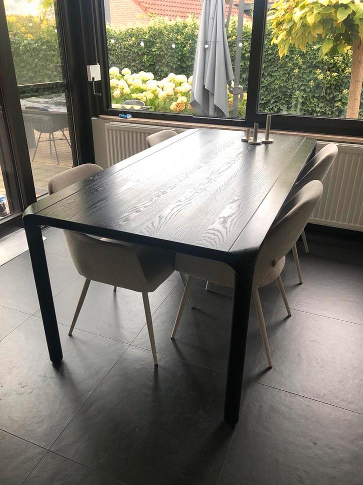 Te koop design eettafel ZUIVER, Huis en Inrichting, Tafels | Eettafels, Gebruikt, 100 tot 150 cm, 150 tot 200 cm, Vier personen