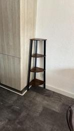 Hoekast -Drie laags Vintage Kast, Huis en Inrichting, Ophalen, Minder dan 50 cm, Gebruikt, 100 tot 150 cm