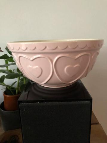Roze Schaal met Hartjes (yvon) beschikbaar voor biedingen