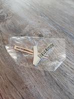 Zilverkleurige en Goudkleurige Beveiliging dasspeld, Verzamelen, Ophalen of Verzenden, Overige soorten, Nederland, Embleem of Badge