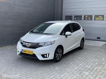 Honda Jazz 1.3 i-VTEC Elegance | AIRCO | Camera | Navi | PDC beschikbaar voor biedingen
