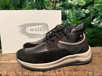 bijna Nieuwe sneakers van wolky maat 39 beschikbaar voor biedingen