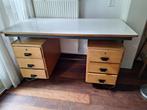 Vintage leerkrachten bureau, Huis en Inrichting, Bureaus, Ophalen, Gebruikt, Bureau