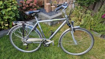 Gazelle Medeo Excellent hybrid style beschikbaar voor biedingen