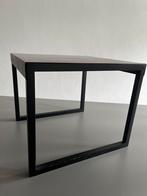 Bijzet tafel met metalen blad en houten poten, Huis en Inrichting, Tafels | Sidetables, Ophalen, Gebruikt, Vierkant, Minder dan 50 cm