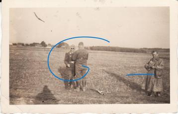 foto overgave militair soldaat oostfront beschikbaar voor biedingen