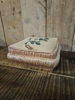 oud stoffen doosje ``WOONWINKEL RUSTIEK``, Antiek en Kunst, Curiosa en Brocante, Ophalen of Verzenden