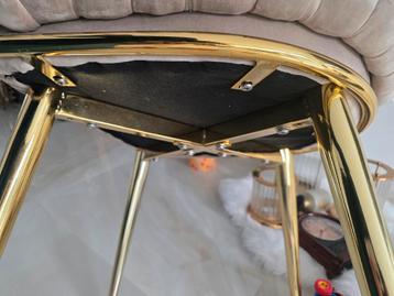 6 Stuks Eetstoelen - Stijlvol en Comfortabel beschikbaar voor biedingen