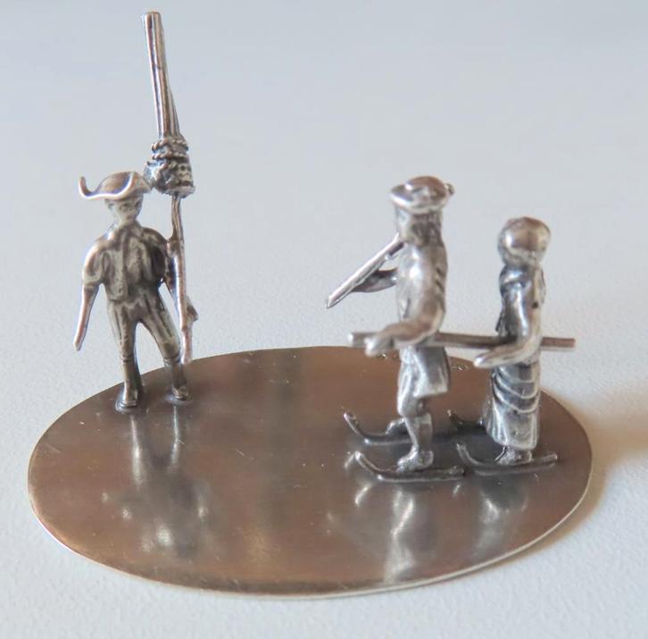 Koopje! (no 1) zilveren miniatuur schaatsers/baanveger ,incl, Antiek en Kunst, Antiek | Goud en Zilver, Zilver, Verzenden