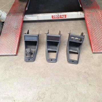 Middenconsole Golf mk1 beschikbaar voor biedingen