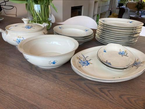 Antieke Dinerset Mosa blauwe bloem, Antiek en Kunst, Antiek | Servies compleet, Ophalen of Verzenden