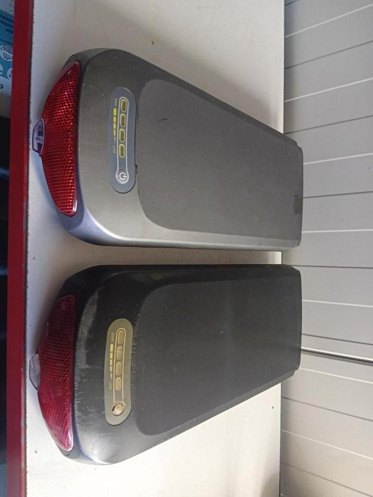 2 stuks defecte fiets accu Yoku vogue 36V, Fietsen en Brommers, Fietsaccessoires | Fietsaccu's, Gebruikt, Ophalen of Verzenden