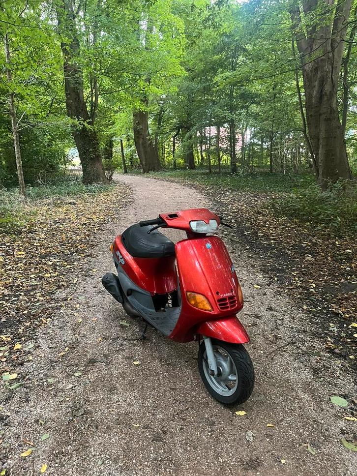 Piaggio zip type 2 duits, Fietsen en Brommers, Scooters | Piaggio, Zo goed als nieuw, Zip, Maximaal 45 km/u, Tweetakt, Ophalen