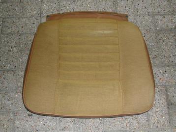 2 stuks stoelzitting goudgeel. Volvo 142, 144, 145 164 1973+ beschikbaar voor biedingen