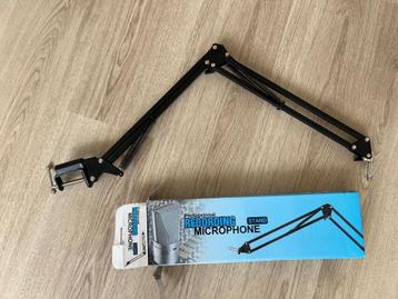 Microfoon standaard (thuisstudio of podcast oid) beschikbaar voor biedingen