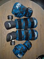 Joya Boksset - Handschoenen, scheenbeschermers en bandages, Ophalen of Verzenden, Zo goed als nieuw, Bokshandschoenen