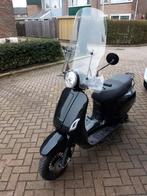 Zwarte scooter Senzo Rivalux 2021, Fietsen en Brommers, Scooters | Overige merken, Gebruikt, Ophalen