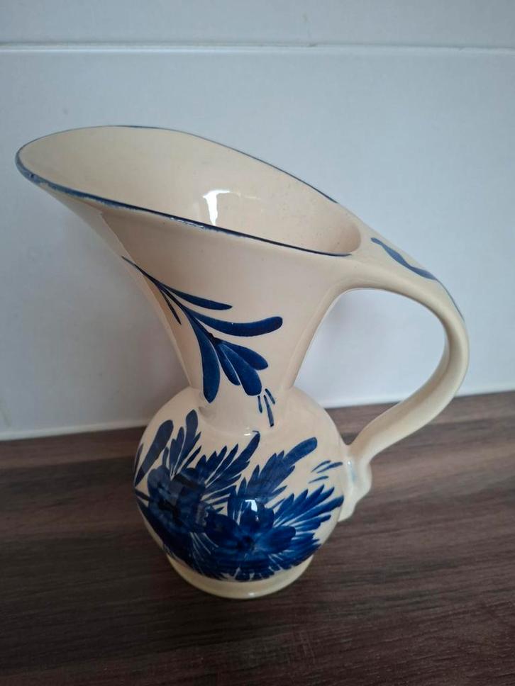 Vintage snavelvaas pottery Huizen Holland, Antiek en Kunst, Antiek | Vazen, Ophalen of Verzenden
