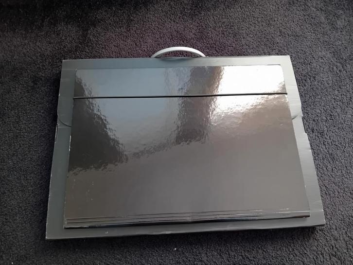 1 Tekenmap /1 Elastomap (in 1 koop), Computers en Software, Laptophoezen, Gebruikt, Ophalen of Verzenden