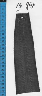 heel dun leer , slangenleer .ideaal voor hobby 1-12, Hobby en Vrije tijd, Verzenden, Materiaal