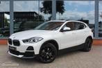 BMW X2 xDrive25e PANO CAMERA CARPLAY STOELVERWARMING, Auto's, BMW, Automaat, Gebruikt, Euro 6, Wit