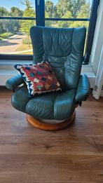 Groene Leren Relaxstoel met Draaifunctie, Huis en Inrichting, Fauteuils, Ophalen, Gebruikt, 75 tot 100 cm, Modern
