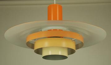 Vintage 1970's groot formaat, Ø 60 cm. Deense hanglamp beschikbaar voor biedingen