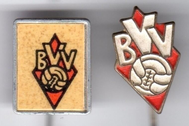 2 speldjes VOETBAL VERENIGING BVV DEN BOSCH (A7), Verzamelen, Verzenden, Zo goed als nieuw, Overige onderwerpen