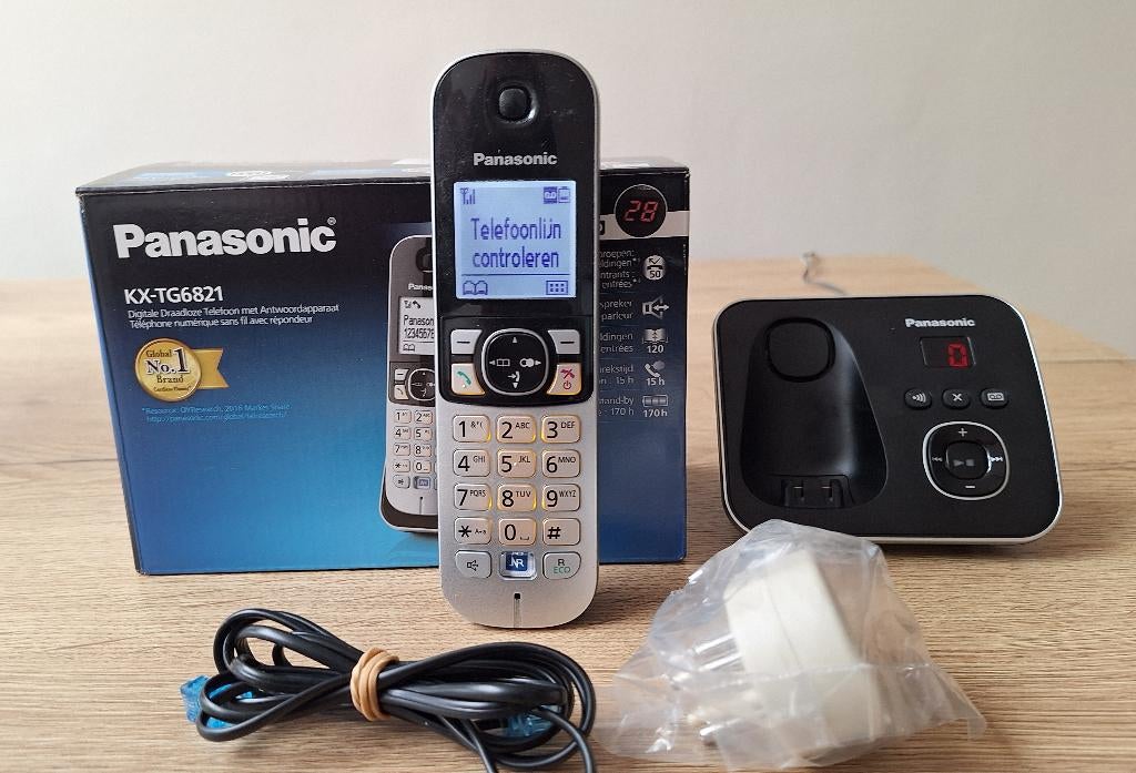 Panasonic KX-TG6821 Digitale draadloze DECT-telefoon, Ophalen of Verzenden, Zo goed als nieuw, 1 handset, Stralingsarm