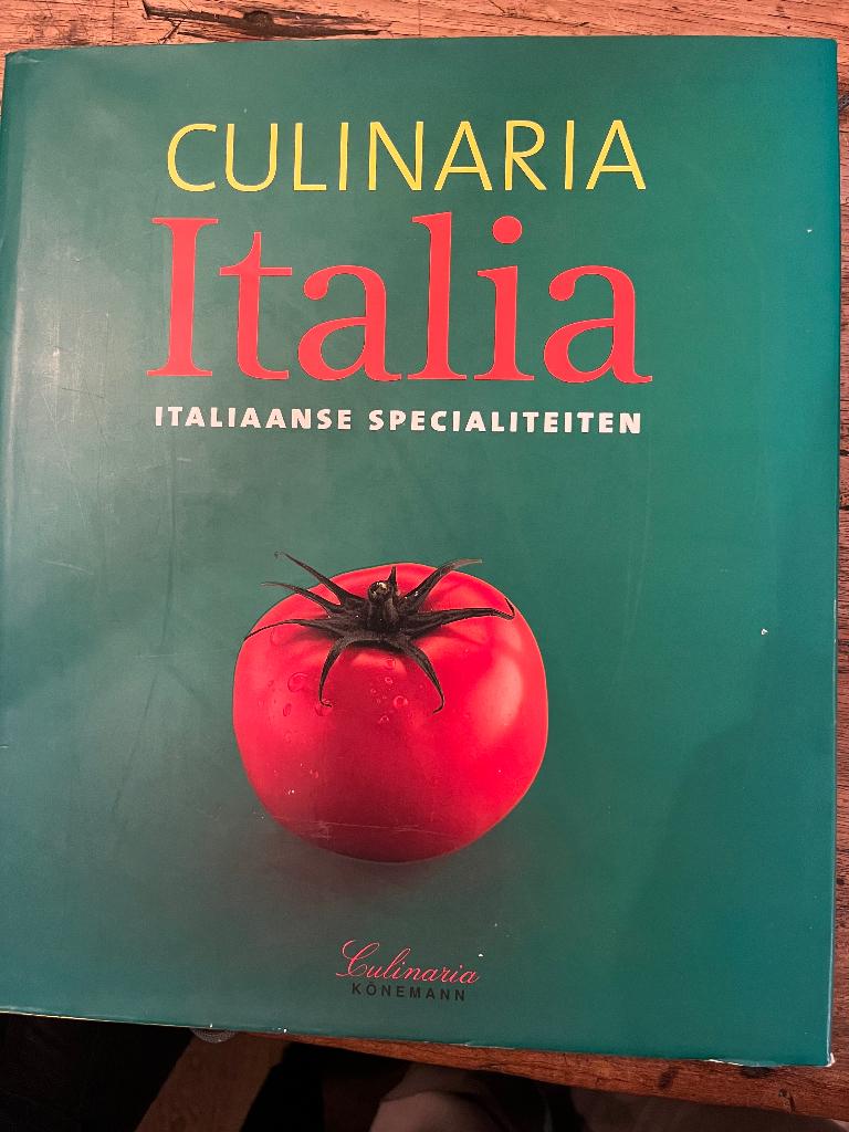Culinaria Italia Italiaanse specialiteiten, Boeken, Ophalen of Verzenden, Zo goed als nieuw