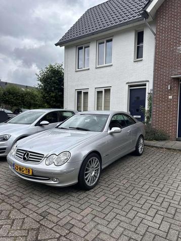 Mercedes clk 240 nieuwe apk! 18inch leer navi apple carplay beschikbaar voor biedingen