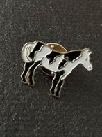 Paarden pin, Ophalen of Verzenden, Zo goed als nieuw, Dier of Natuur, Speldje of Pin