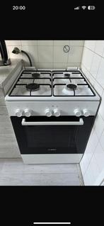 Bosch fornuis HXA090D20N, Witgoed en Apparatuur, Fornuizen, Ophalen, 4 kookzones, Zo goed als nieuw, Gas