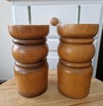 2 massief houten meubelpoten 16 x 8,7 cm *a, Gebruikt, Overige typen, Ophalen of Verzenden, 50 mm of meer