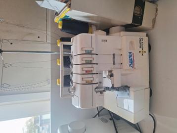 Lock machine / naaimachine beschikbaar voor biedingen