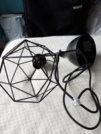 IKEA SEKOND Lamp - Stijlvol Design!, Gebruikt, Ophalen of Verzenden, Metaal, Modern