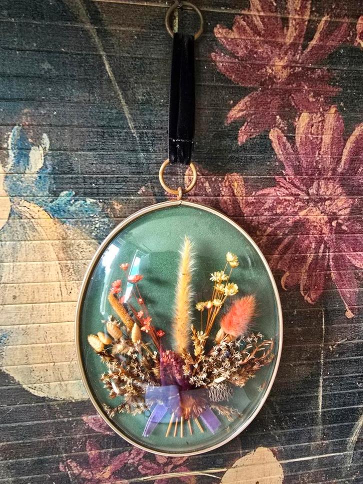 Vintage bolglas lijst droogbloemen, Antiek en Kunst, Antiek | Woonaccessoires, Ophalen of Verzenden